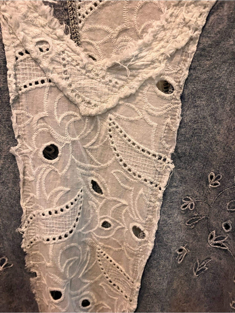 POL Sleeveless Blue-Grey Lace-Trim Tunic Shark bite Boho Style NWOT - Picture 5 of 10